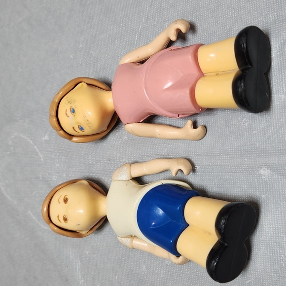 Little Tikes Dollhouse Figures - Picture 1 of 2